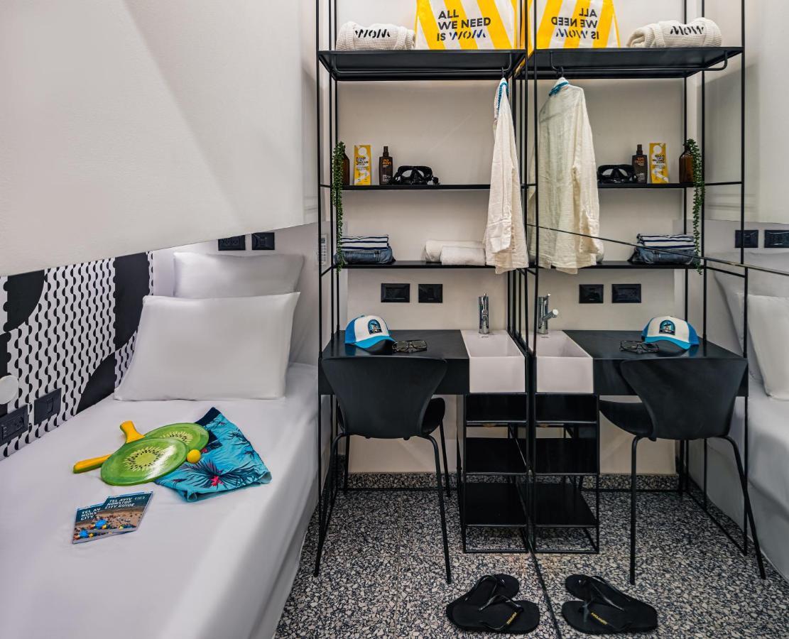 Wom Beach Pod Hotel - A Member Of Brown Hotels Tel Aviv Exterior foto