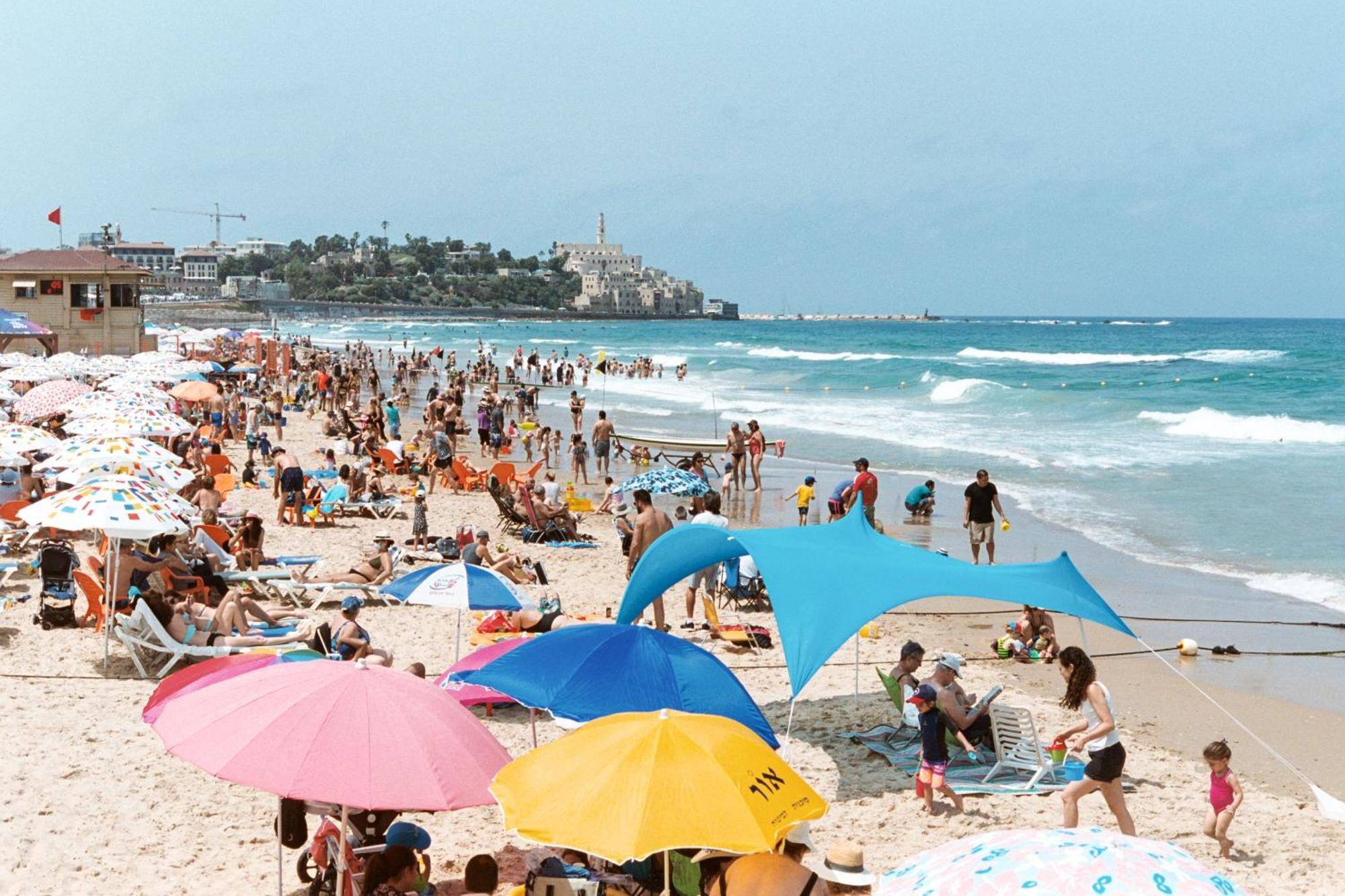 Wom Beach Pod Hotel - A Member Of Brown Hotels Tel Aviv Exterior foto