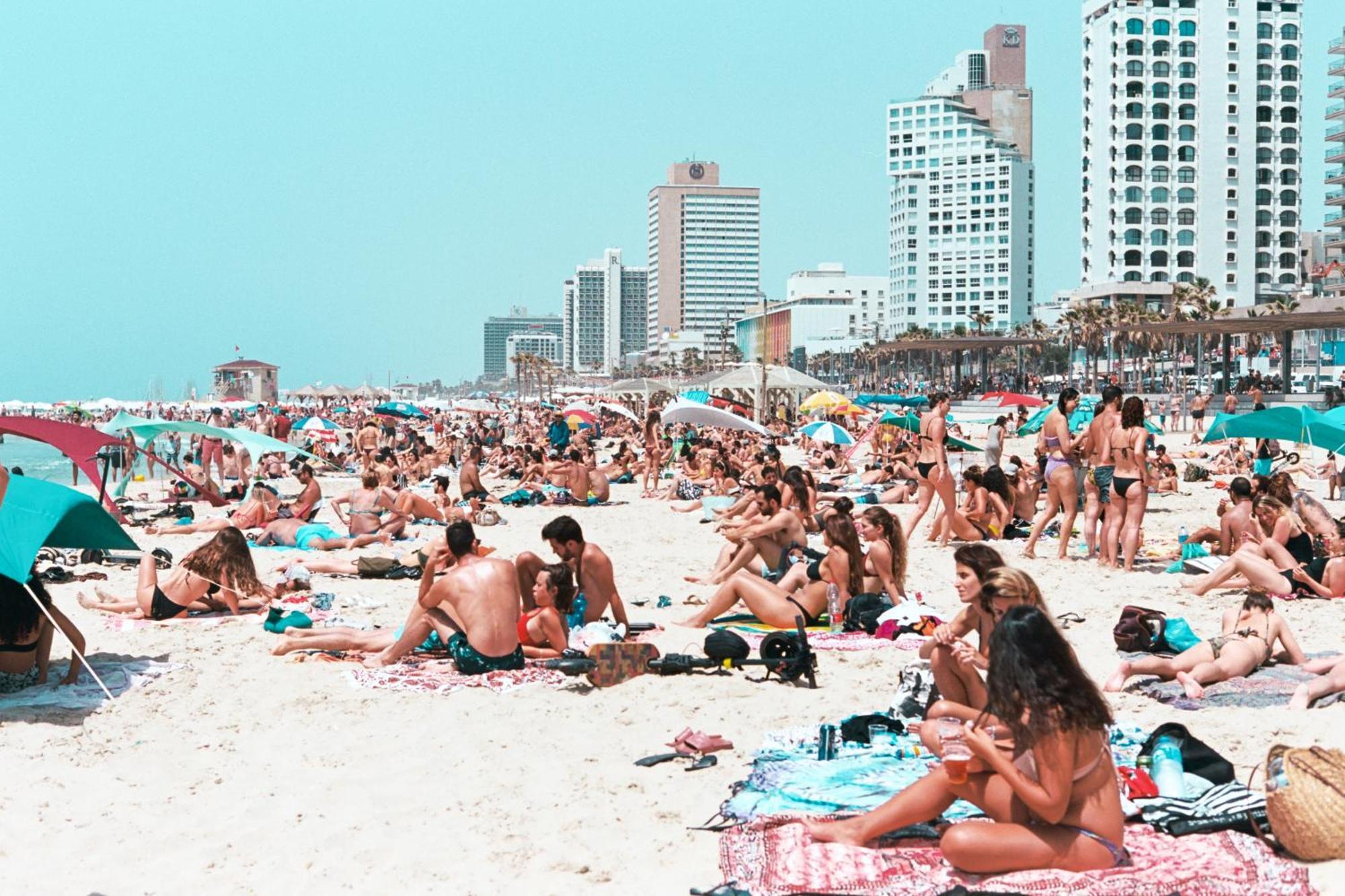 Wom Beach Pod Hotel - A Member Of Brown Hotels Tel Aviv Exterior foto
